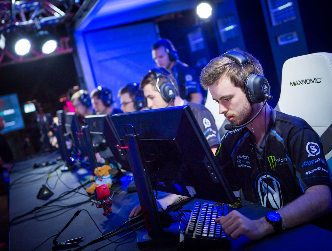 Kioshima Leaves Envyus Kioshima Leaves Envyus